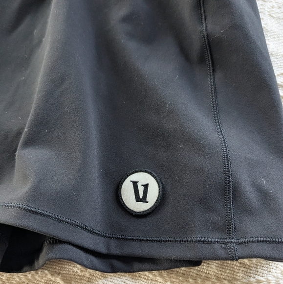 Vuori Volley Skirt Solid Black Tennis Golf Athletic Skort Twirl Sz Medium EUC - Picture 11 of 16